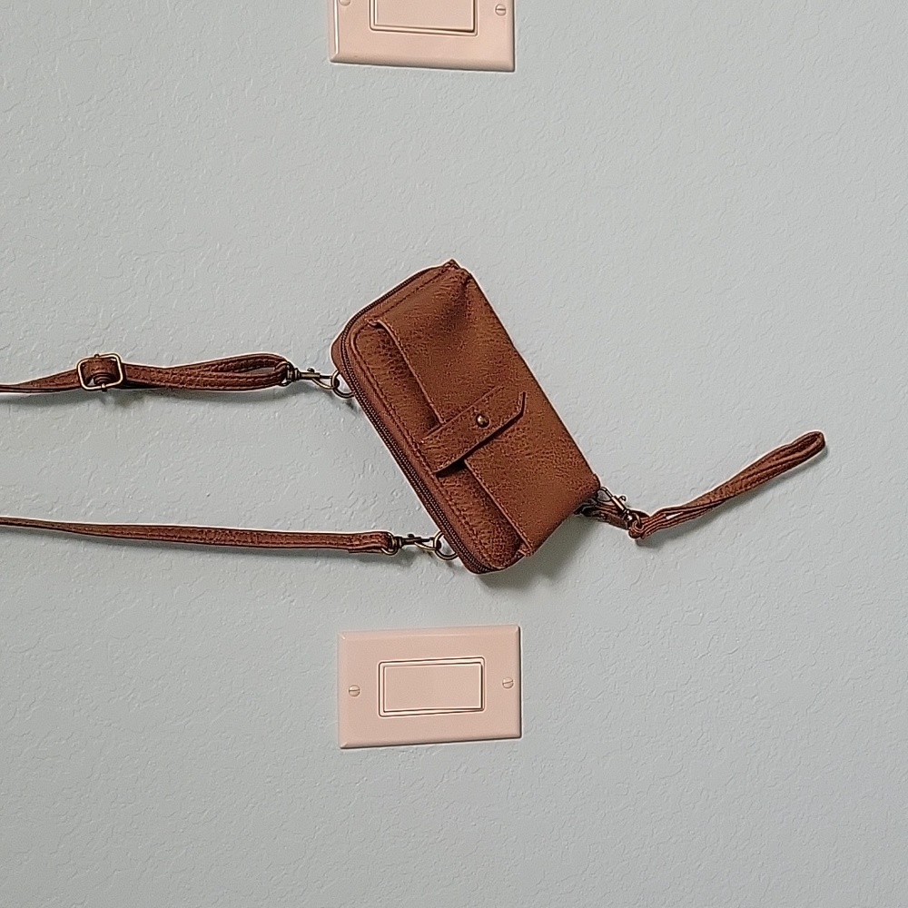 Crossbody purse